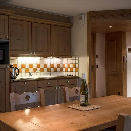 De Standing Avec Piscine Et Spa, Pied De Pistes, - Fr-1-461-4 Saint-Martin-de-Belleville